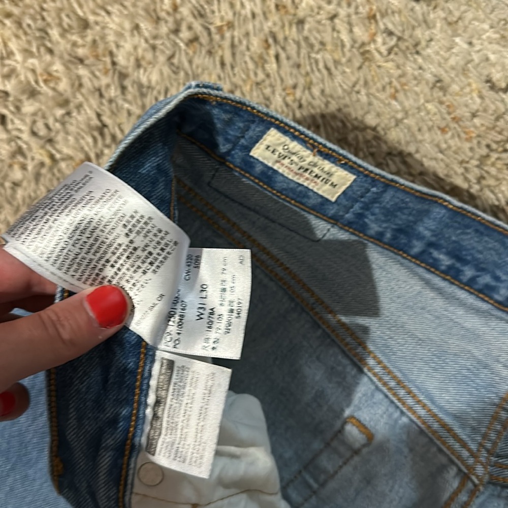 Levi’s 501 straight leg jeans - Picture 2 of 4